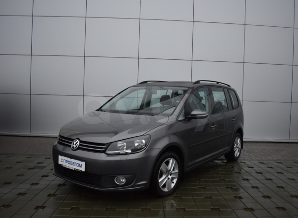 Volkswagen Touran II, 5 мест, 2011 г.
