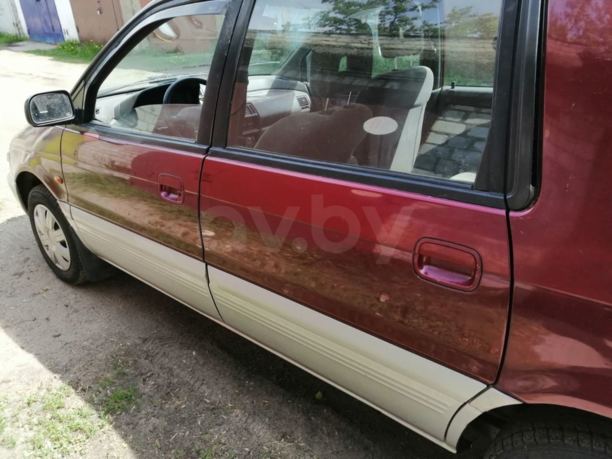 Mitsubishi Space Wagon Typ N30, N40, 7 мест, 1998 г.