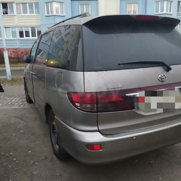 Toyota Previa II (XR30, XR40), 7 мест, 2004 г.