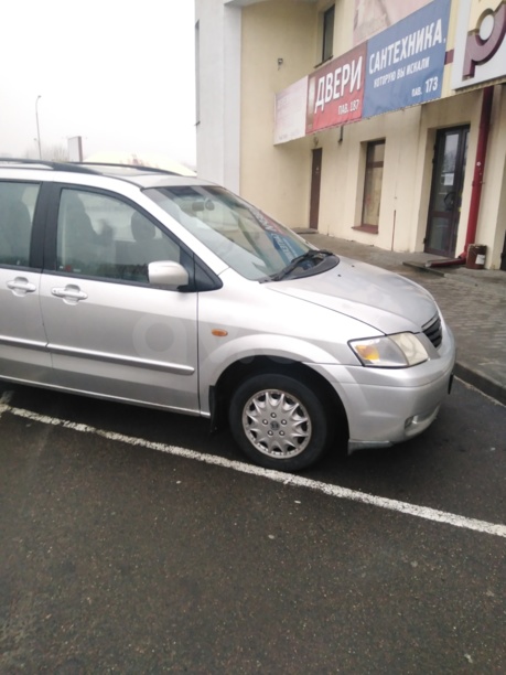 Mazda MPV II, 7 мест, 1999 г.