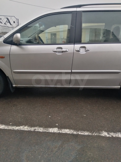 Mazda MPV II, 7 мест, 1999 г.
