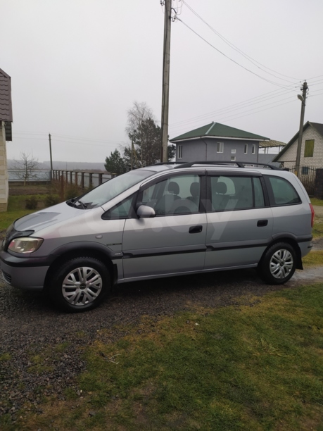 Opel Zafira A, 7 мест, 2000 г.