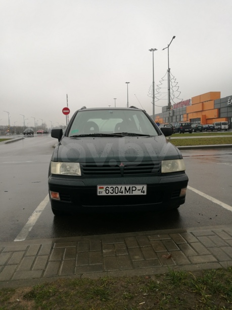 Mitsubishi Space Wagon Typ N50, 7 мест, 2000 г.