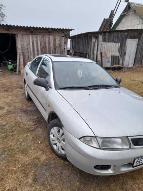 Mitsubishi Carisma I, 1997 г.