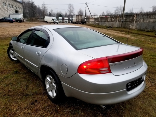 Dodge Intrepid II, 2002 г.