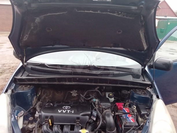Toyota Yaris Verso, 2000 г.
