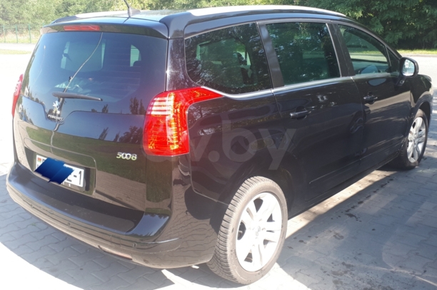 Peugeot 5008 I · Рестайлинг, 7 мест, 2016 г.