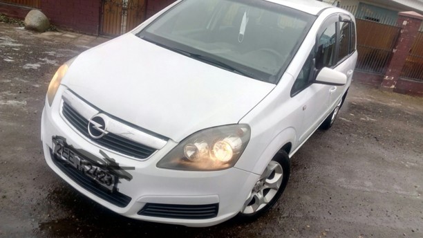 Opel Zafira B, 7 мест, 2006 г.