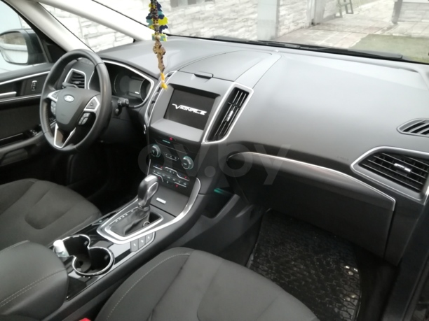 Ford S-MAX II, 5 мест, 2017 г.