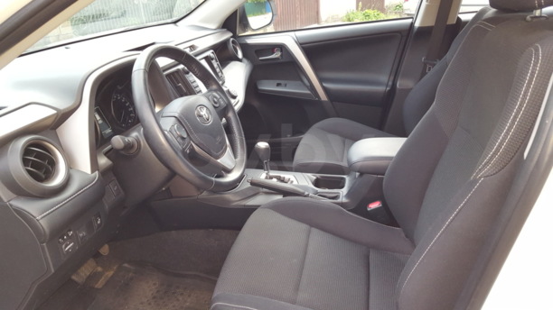 Toyota RAV4 IV (XA40) · Рестайлинг, 5 мест, 2017 г.