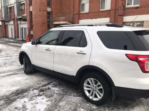 Ford Explorer V, 7 мест, 2012 г.