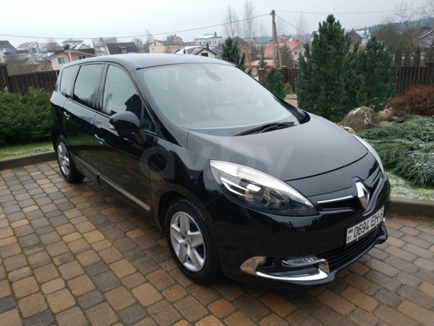 Renault Grand Scenic III · 2-й рестайлинг, 5 мест, 2015 г.