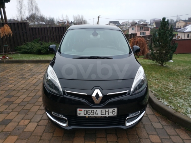 Renault Grand Scenic III · 2-й рестайлинг, 5 мест, 2015 г.