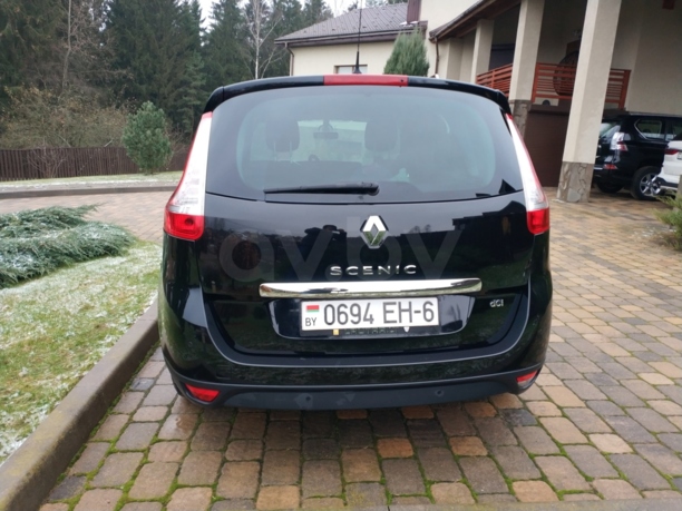 Renault Grand Scenic III · 2-й рестайлинг, 5 мест, 2015 г.