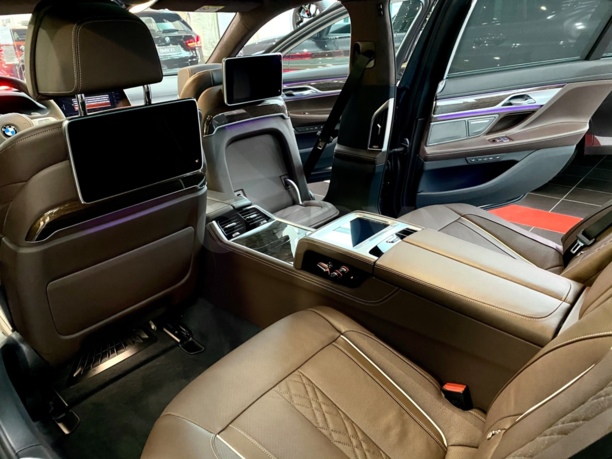 BMW 7 серия G12 (Long), 2019 г.