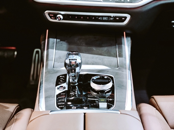 BMW X7, 7 мест, 2020 г.