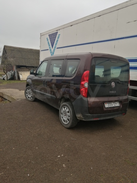 Fiat Doblo II, 5 мест, 2012 г.