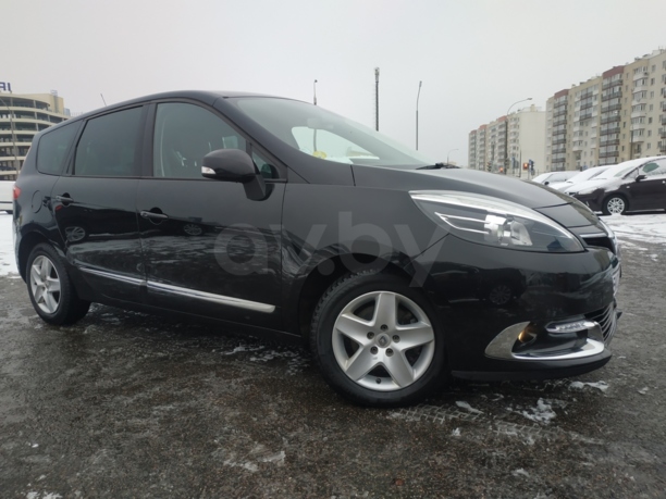 Renault Grand Scenic III · 2-й рестайлинг, 7 мест, 2016 г.