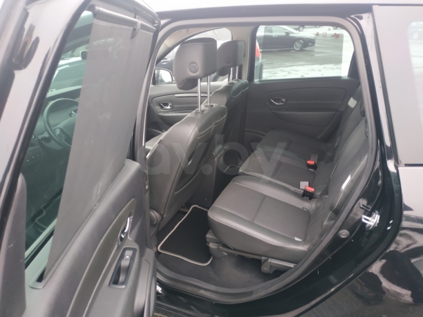 Renault Grand Scenic III · 2-й рестайлинг, 7 мест, 2016 г.