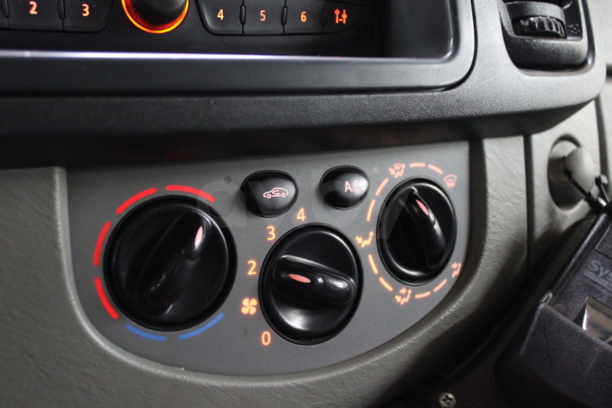 Renault Trafic II · Рестайлинг, 2012 г.