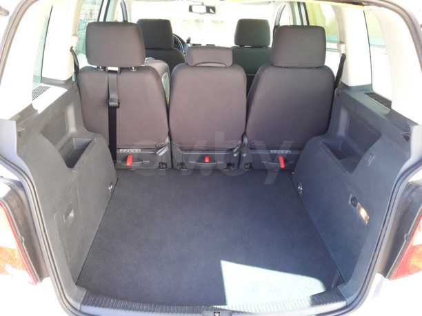 Volkswagen Touran I, 5 мест, 2005 г.
