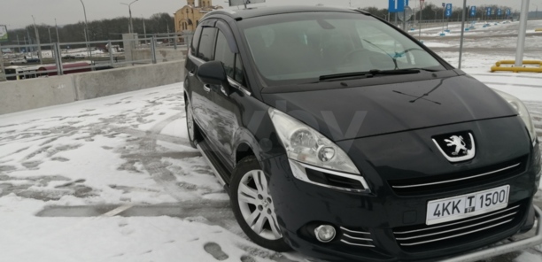 Peugeot 5008 I, 7 мест, 2010 г.