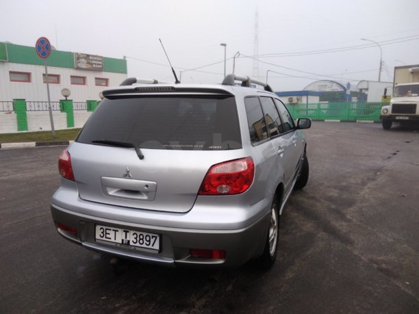 Mitsubishi Outlander I, 5 мест, 2004 г.