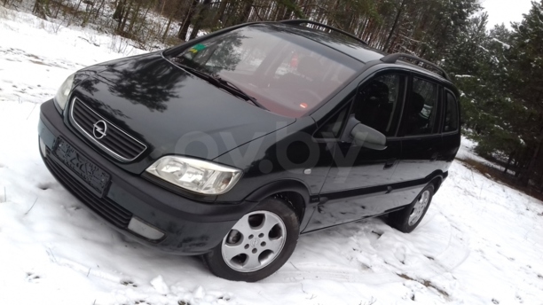 Opel Zafira A, 7 мест, 2000 г.
