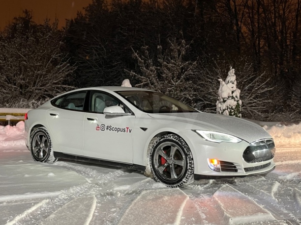 Tesla Model S I, 2014 г.