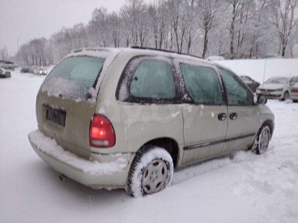 Dodge Caravan III, 7 мест, 1999 г.