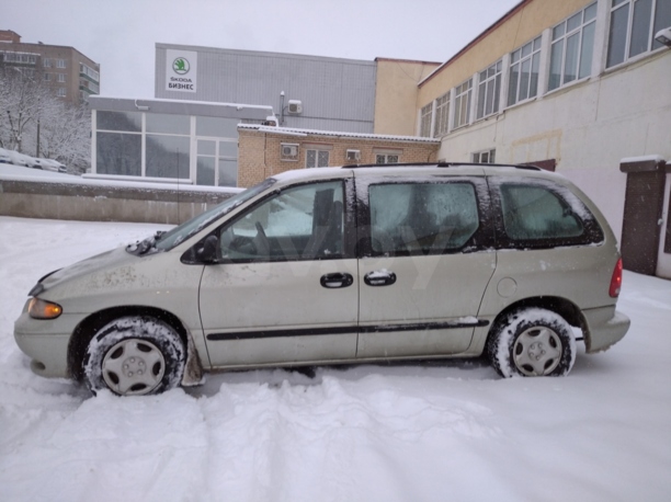 Dodge Caravan III, 7 мест, 1999 г.