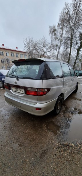 Toyota Previa II (XR30, XR40), 7 мест, 2001 г.