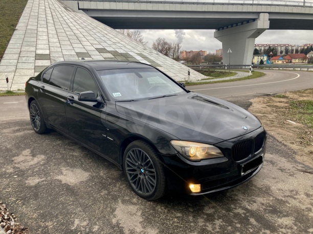 BMW 7 серия F02 (Long), 2010 г.