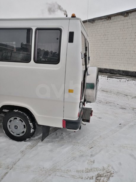 Mercedes-Benz T1 (207D-410D), 1993 г.
