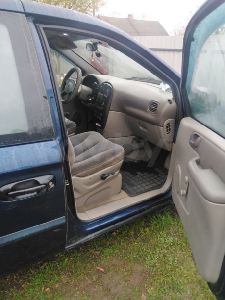 Dodge Caravan IV, 7 мест, 2001 г.