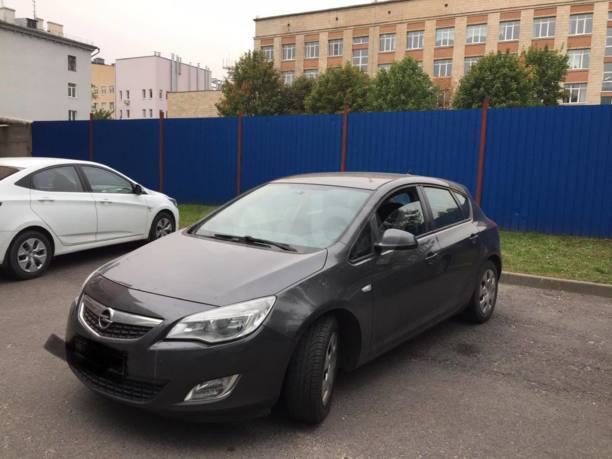 Opel Astra J, 2011 г.