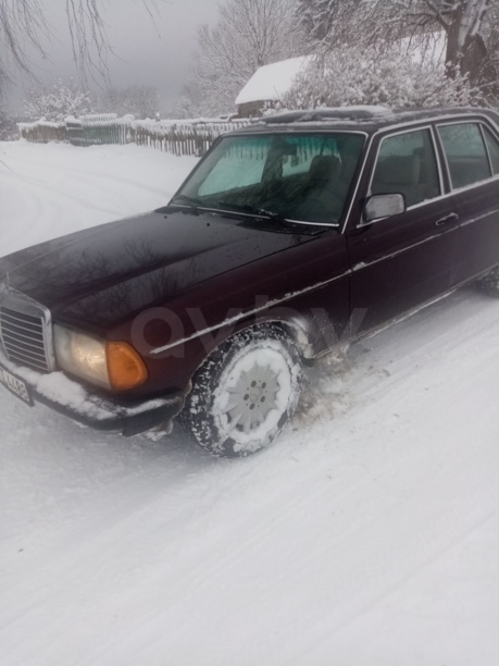 Mercedes-Benz E-Класс W123, 1983 г.