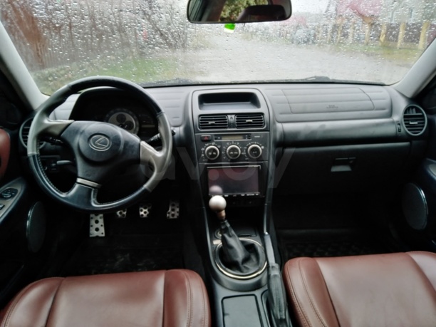 Lexus IS I, 2002 г.