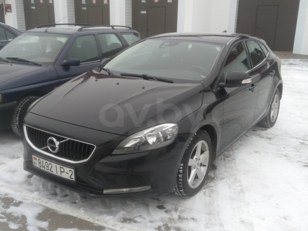 Volvo V40 II · Рестайлинг, 2017 г.