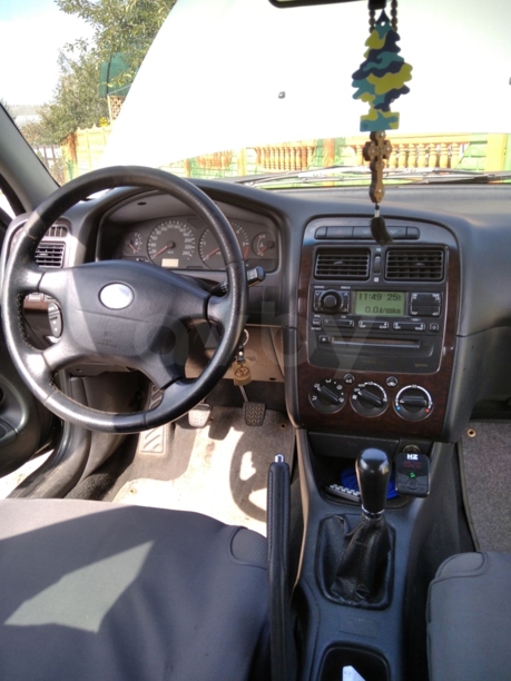 Toyota Avensis I (T220) · Рестайлинг, 2001 г.
