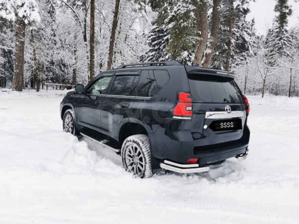 Toyota Land Cruiser Prado J150 II · Рестайлинг, 5 мест, 2018 г.