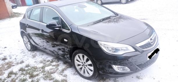 Opel Astra J, 2011 г.