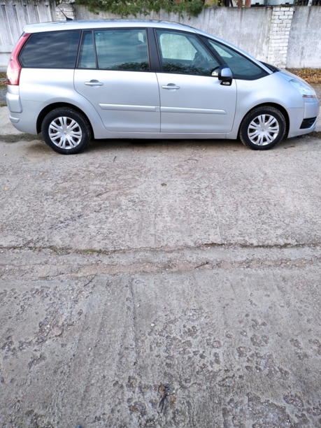 Citroen C4 Grand Picasso I, 7 мест, 2010 г.