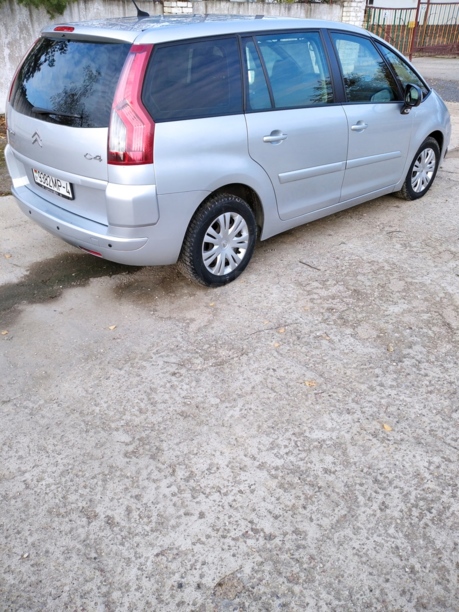 Citroen C4 Grand Picasso I, 7 мест, 2010 г.