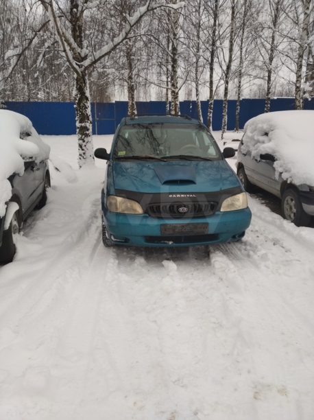 Kia Carnival I, 7 мест, 1999 г.