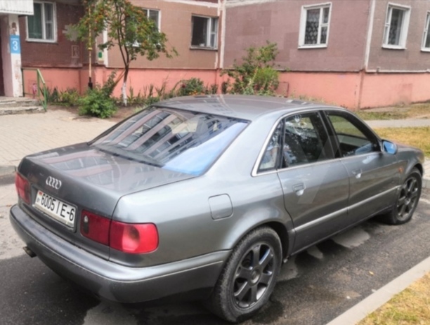 Audi A8 D2, 1996 г.