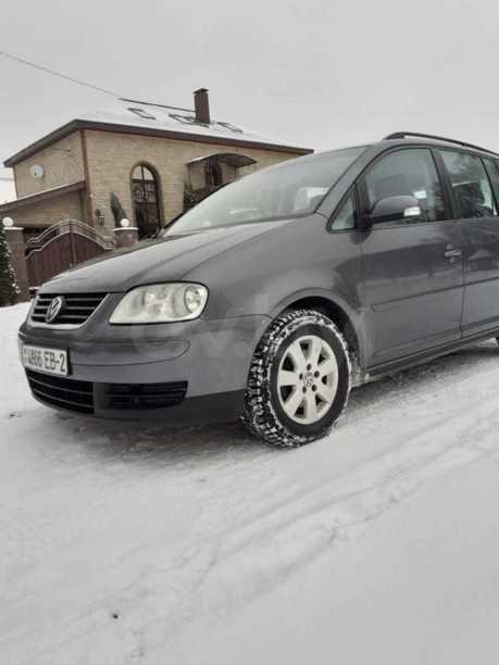 Volkswagen Touran I, 7 мест, 2005 г.