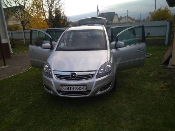 Opel Zafira B · Рестайлинг, 5 мест, 2011 г.