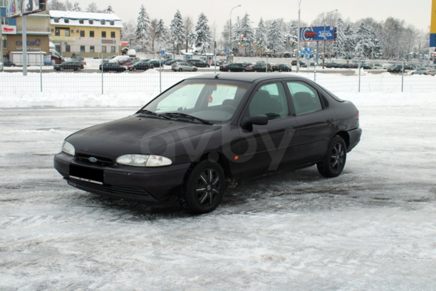 Ford Mondeo I, 1996 г.
