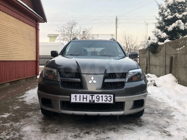 Mitsubishi Outlander I, 5 мест, 2005 г.